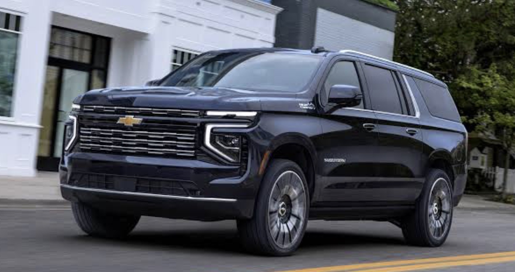 Chevrolet Suburban Luxury SUV